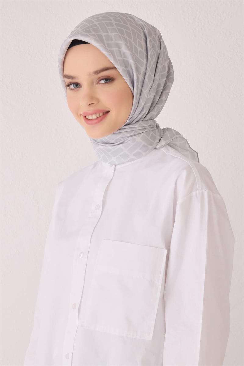 {URUNSEO_TITLE} | BELLI | BELLİ İPEK EŞARP | BELLİ SAF İPEK EŞARP 4062D (T) - 55