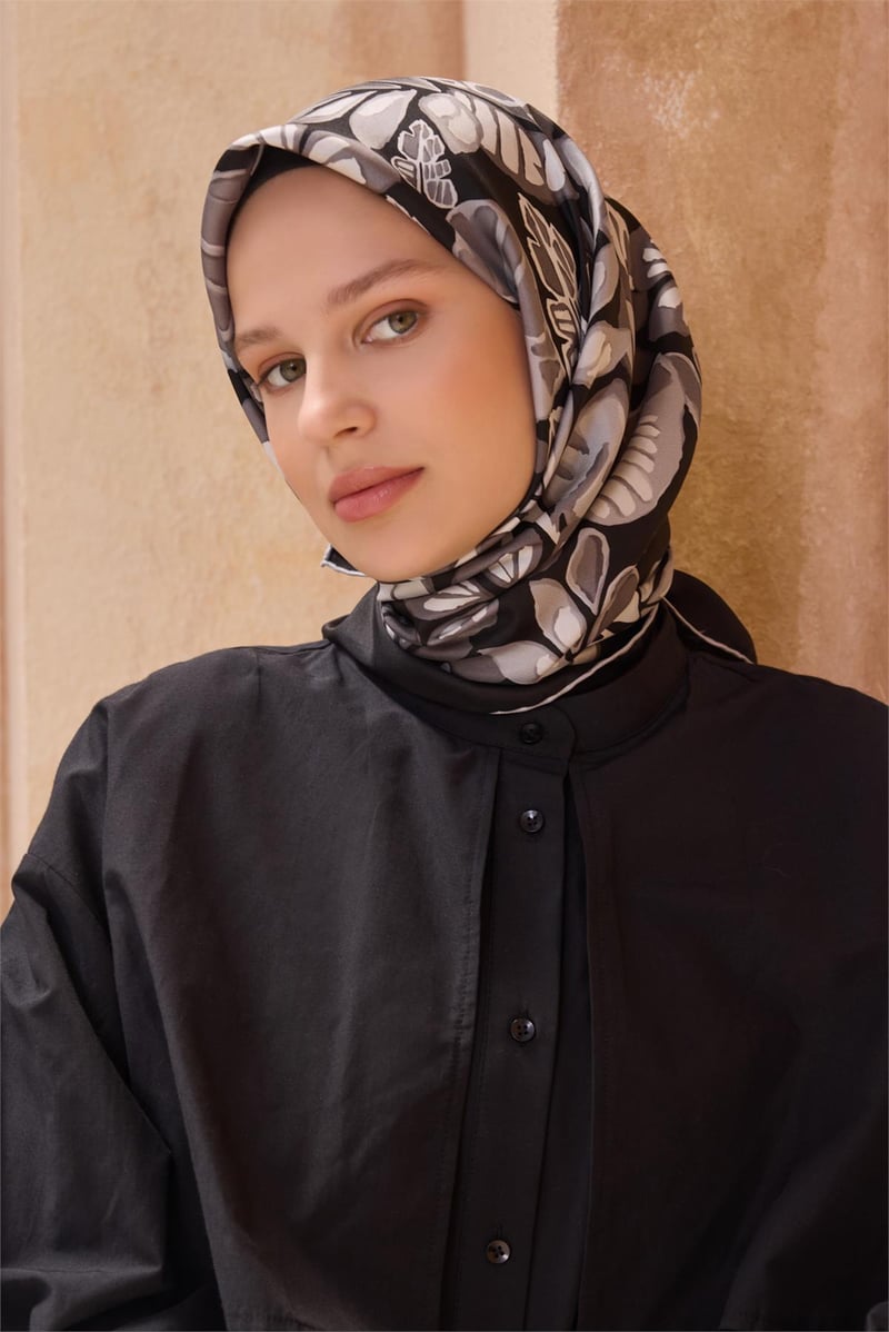 {URUNSEO_TITLE} | BELLI | BELLİ İPEK EŞARP | BELLİ ÇIÇEK DESEN İPEK EŞARP 4114D TWILL - 86