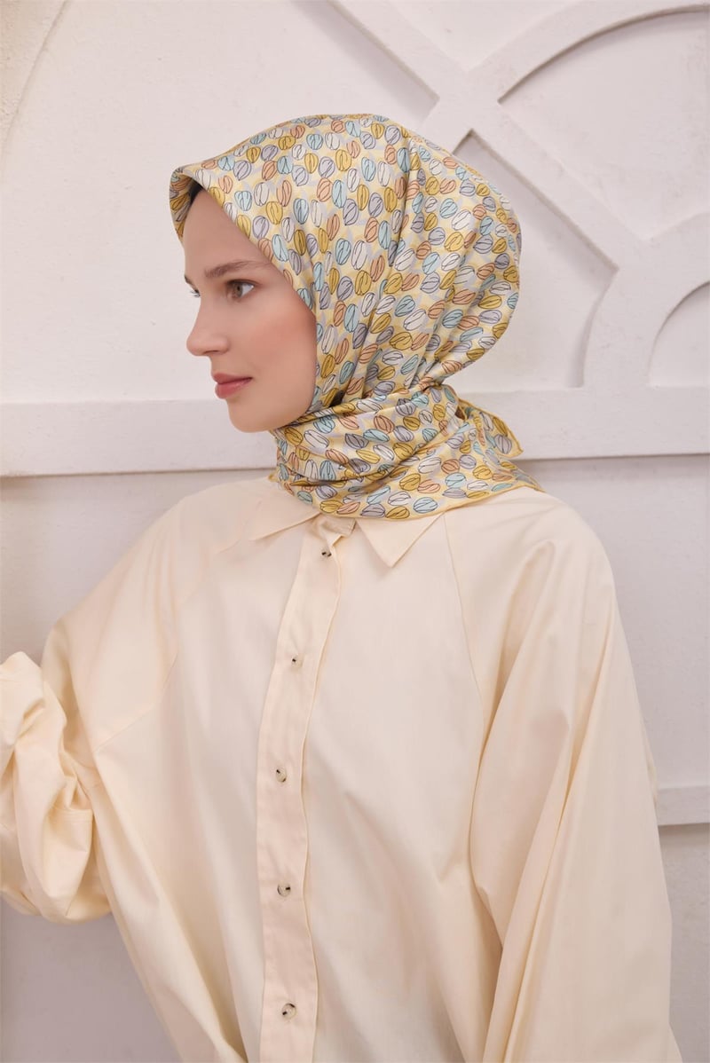 {URUNSEO_TITLE} | BELLI | BELLİ İPEK EŞARP | BELLİ ÇİÇEK DESEN İPEK EŞARP 4204D (TWILL) SARI - 81