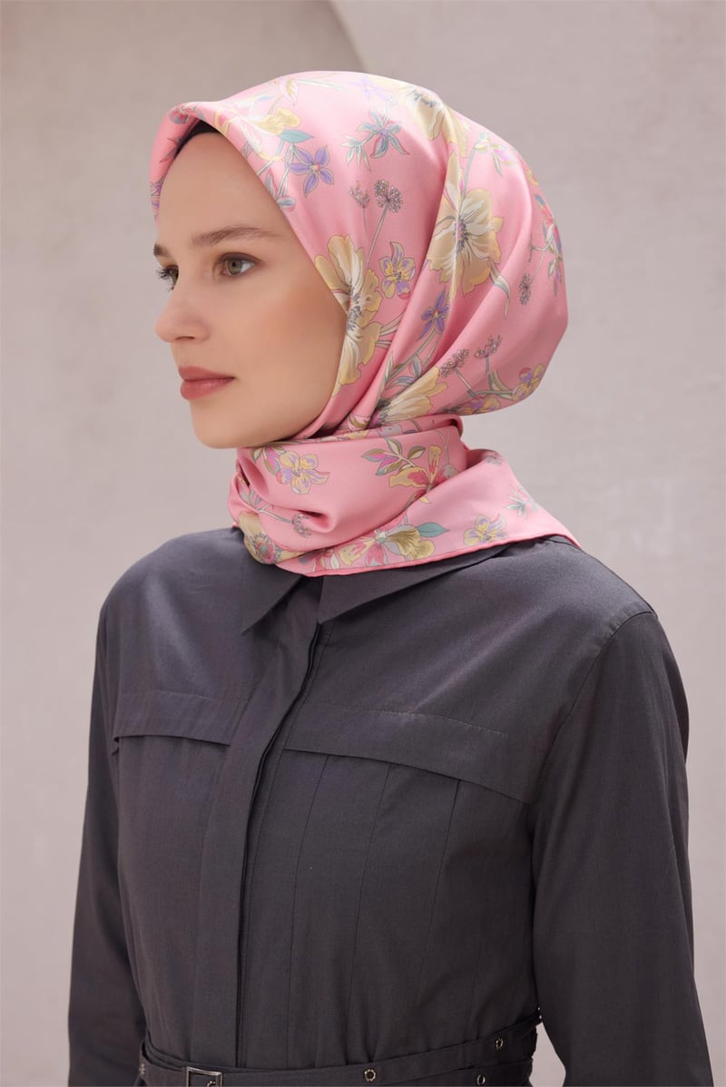 {URUNSEO_TITLE} | BELLI | BELLİ İPEK EŞARP | BELLİ ÇİÇEK DESEN İPEK EŞARP 4210D (TWILL) PEMBE - 86