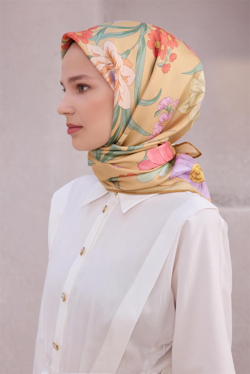 {URUNSEO_TITLE} | BELLI | BELLİ İPEK EŞARP | BELLİ ÇİÇEK DESEN İPEK EŞARP 4219D (TWILL) BEJ - 50