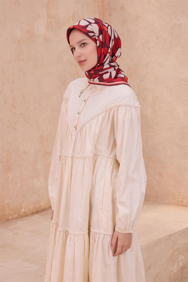 {URUNSEO_TITLE} | BELLI | BELLİ İPEK EŞARP | BELLİ ÇIÇEK DESENI İPEK EŞARP 4116D TWILL - 41