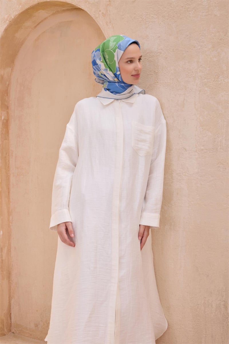 {URUNSEO_TITLE} | BELLI | BELLİ İPEK EŞARP | BELLİ ÇIÇEK DESENI İPEK EŞARP 4127D TWILL - 88