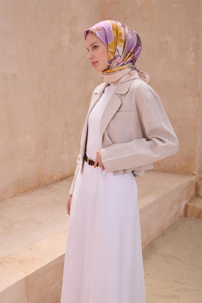 {URUNSEO_TITLE} | BELLI | BELLİ İPEK EŞARP | BELLİ ÇIÇEK DESENI İPEK EŞARP 4127D TWILL - 88