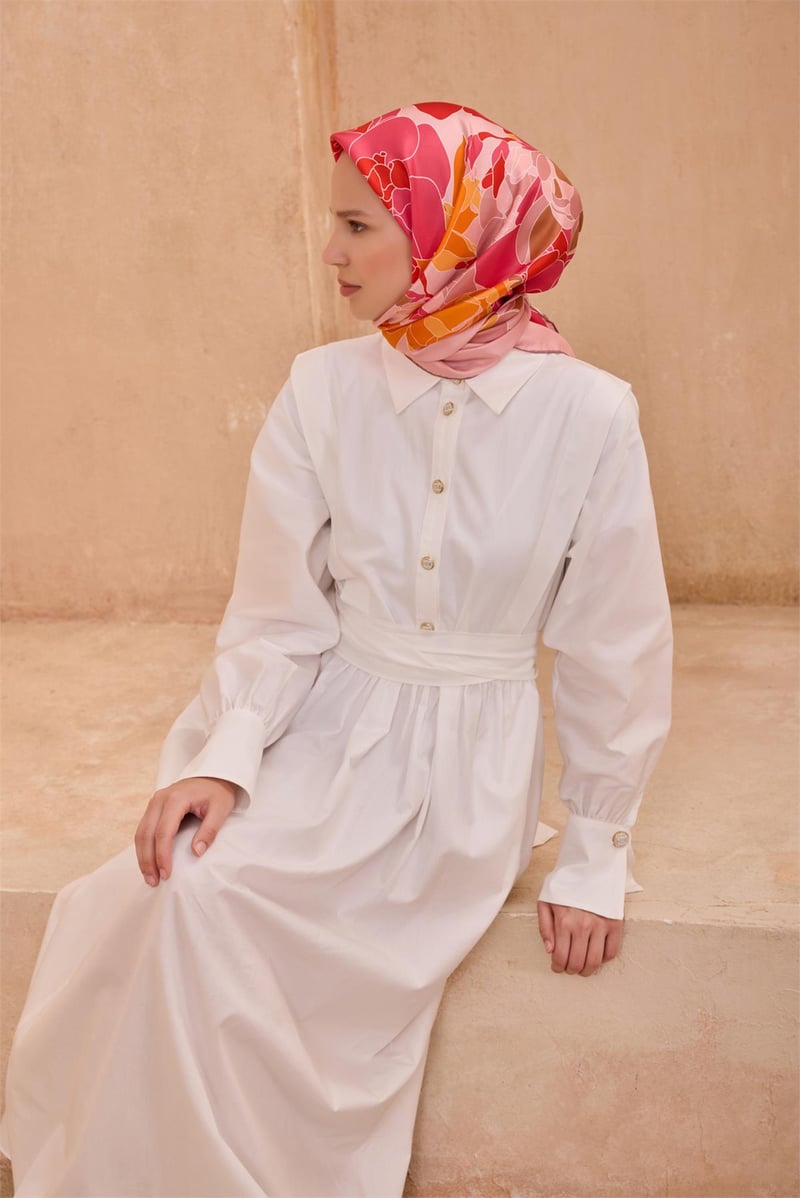 {URUNSEO_TITLE} | BELLI | BELLİ İPEK EŞARP | BELLİ ÇIÇEK DESENI İPEK EŞARP 4127D TWILL - 88