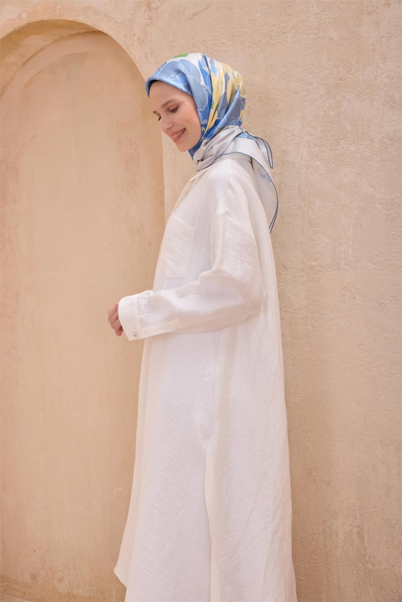 {URUNSEO_TITLE} | BELLI | BELLİ İPEK EŞARP | BELLİ ÇIÇEK DESENI İPEK EŞARP 4127D TWILL - 88