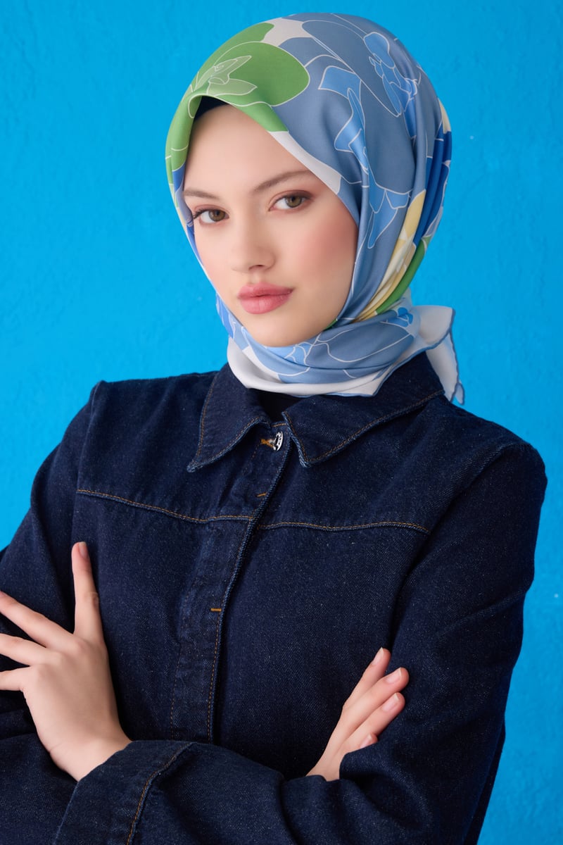 {URUNSEO_TITLE} | BELLI | BELLİ İPEK EŞARP | BELLİ ÇIÇEK DESENI İPEK EŞARP 4127D TWILL - 88