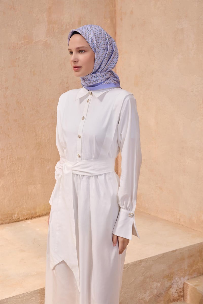 {URUNSEO_TITLE} | BELLI | BELLİ İPEK EŞARP | BELLİ ÇIÇEK DESENI İPEK EŞARP 4128D TWILL - 86