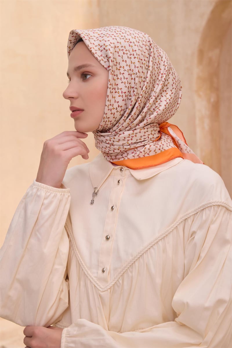 {URUNSEO_TITLE} | BELLI | BELLİ İPEK EŞARP | BELLİ ÇIÇEK DESENI İPEK EŞARP 4128D TWILL - 86