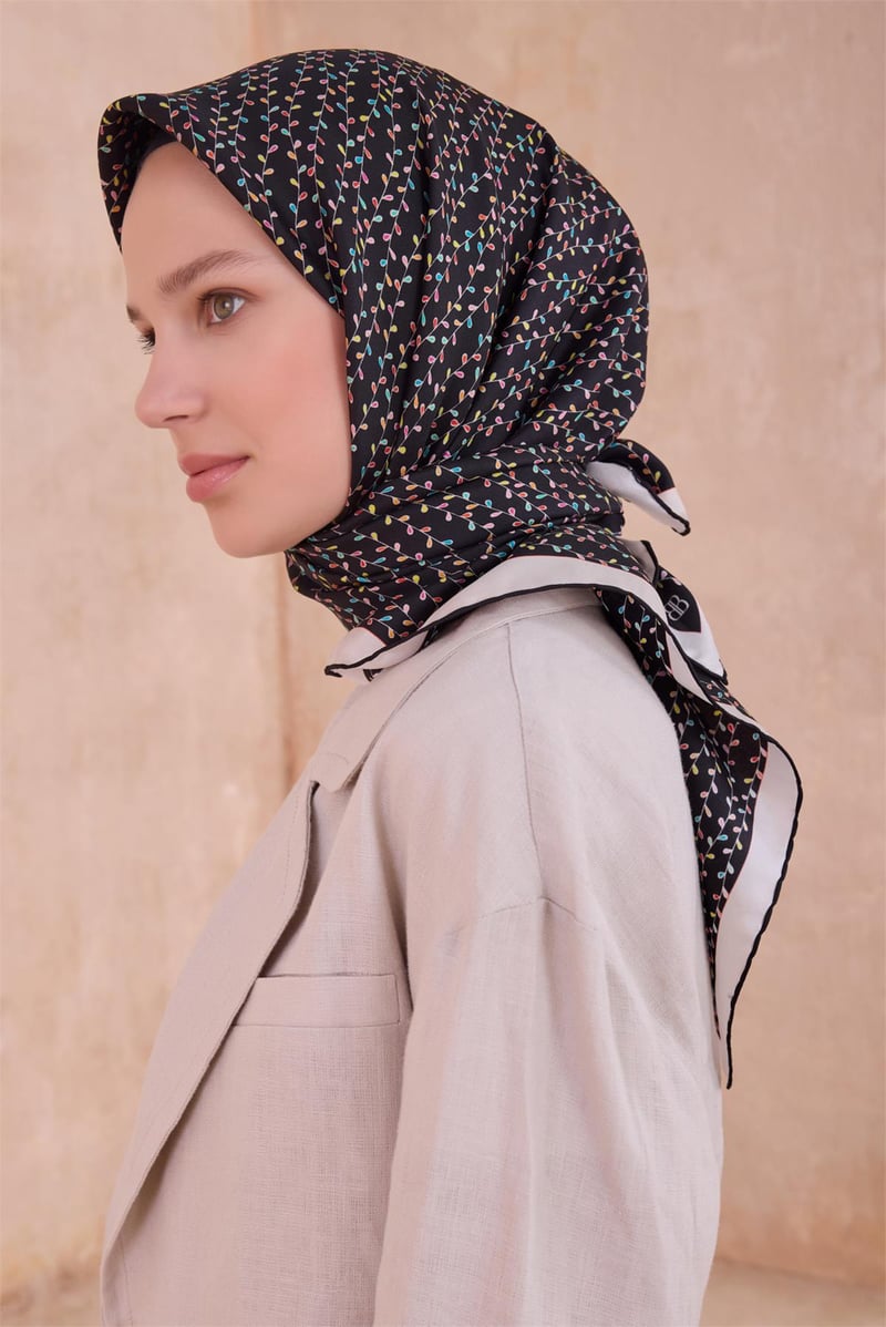 {URUNSEO_TITLE} | BELLI | BELLİ İPEK EŞARP | BELLİ ÇIÇEK DESENI İPEK EŞARP 4128D TWILL - 86