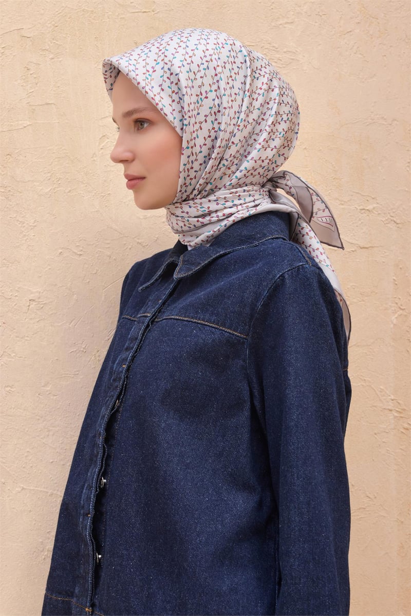 {URUNSEO_TITLE} | BELLI | BELLİ İPEK EŞARP | BELLİ ÇIÇEK DESENI İPEK EŞARP 4128D TWILL - 86