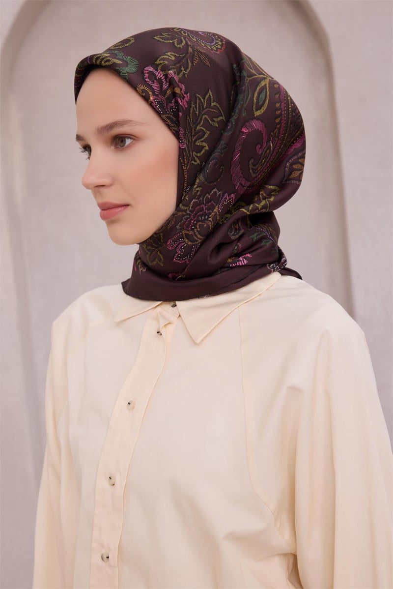 {URUNSEO_TITLE} | BELLI | BELLİ İPEK EŞARP | BELLİ ÇİÇEKLİ DESEN İPEK EŞARP 4207D (TWILL) ACI KAHVE - 39