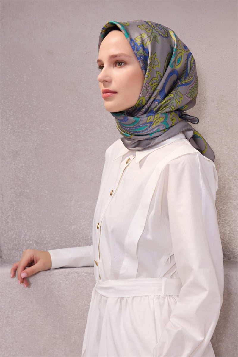 {URUNSEO_TITLE} | BELLI | BELLİ İPEK EŞARP | BELLİ ÇİÇEKLİ DESEN İPEK EŞARP 4207D (TWILL) GRİ - 83