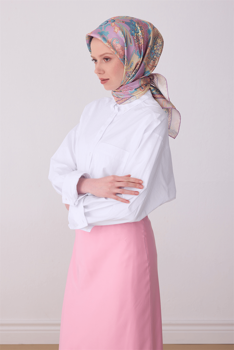 Belli Çok Renkli Etnik Desen %100 Twill İpek Eşarp 4304-80