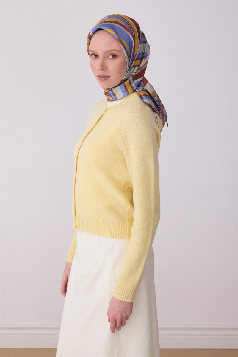 Belli Çok Renkli Geometrik Desen %100 Twill İpek Eşarp 4311-32