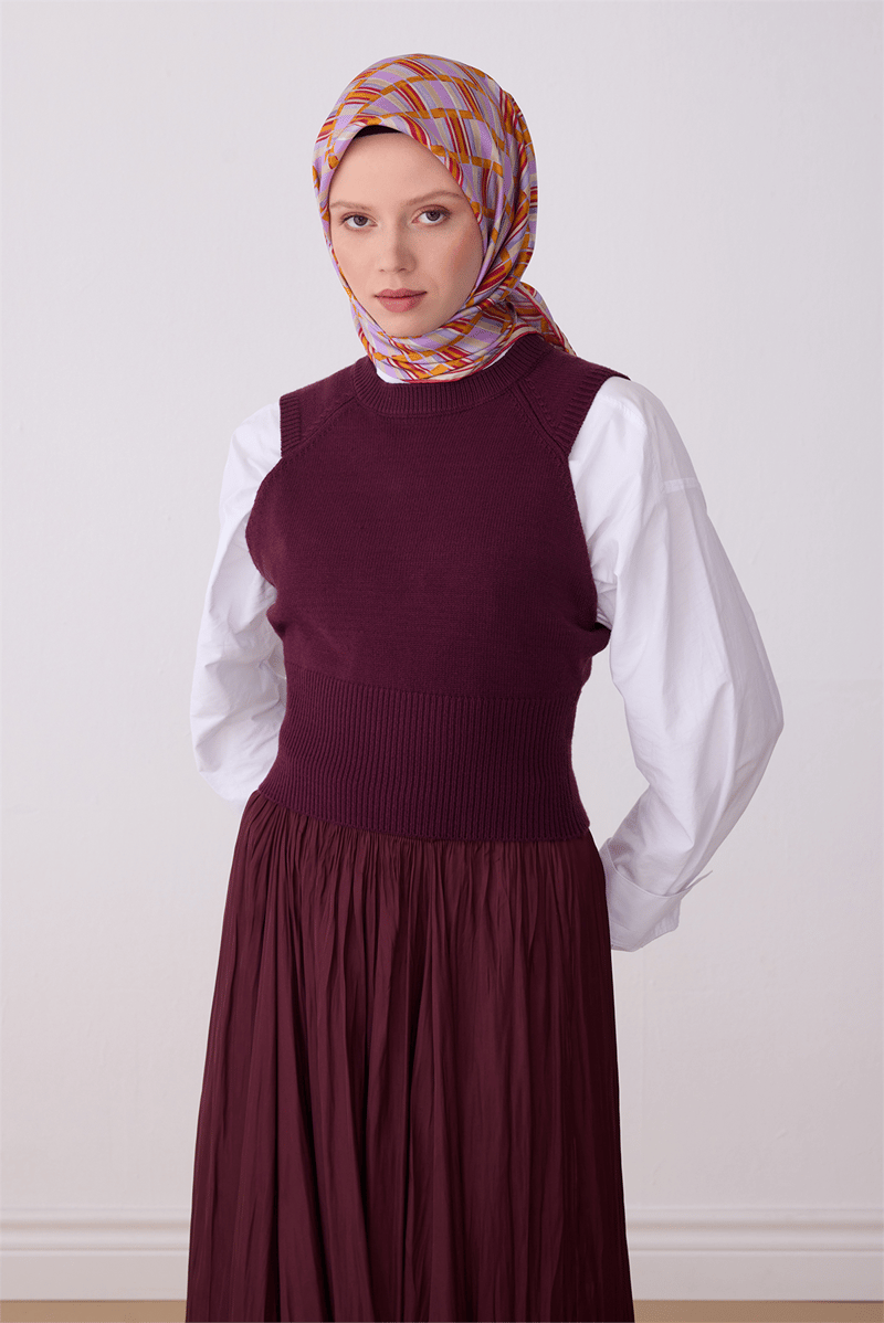 Belli Çok Renkli Geometrik Desen %100 Twill İpek Eşarp 4302-53