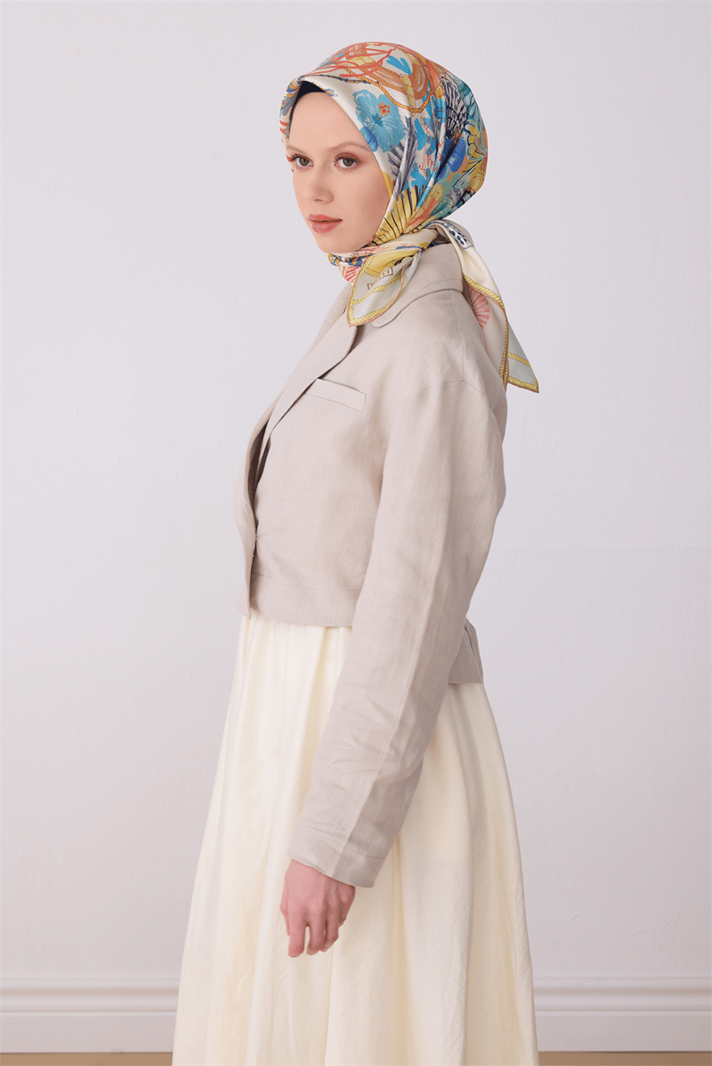 Belli Çok Renkli Obje Desen %100 Twill İpek Eşarp 4324-81