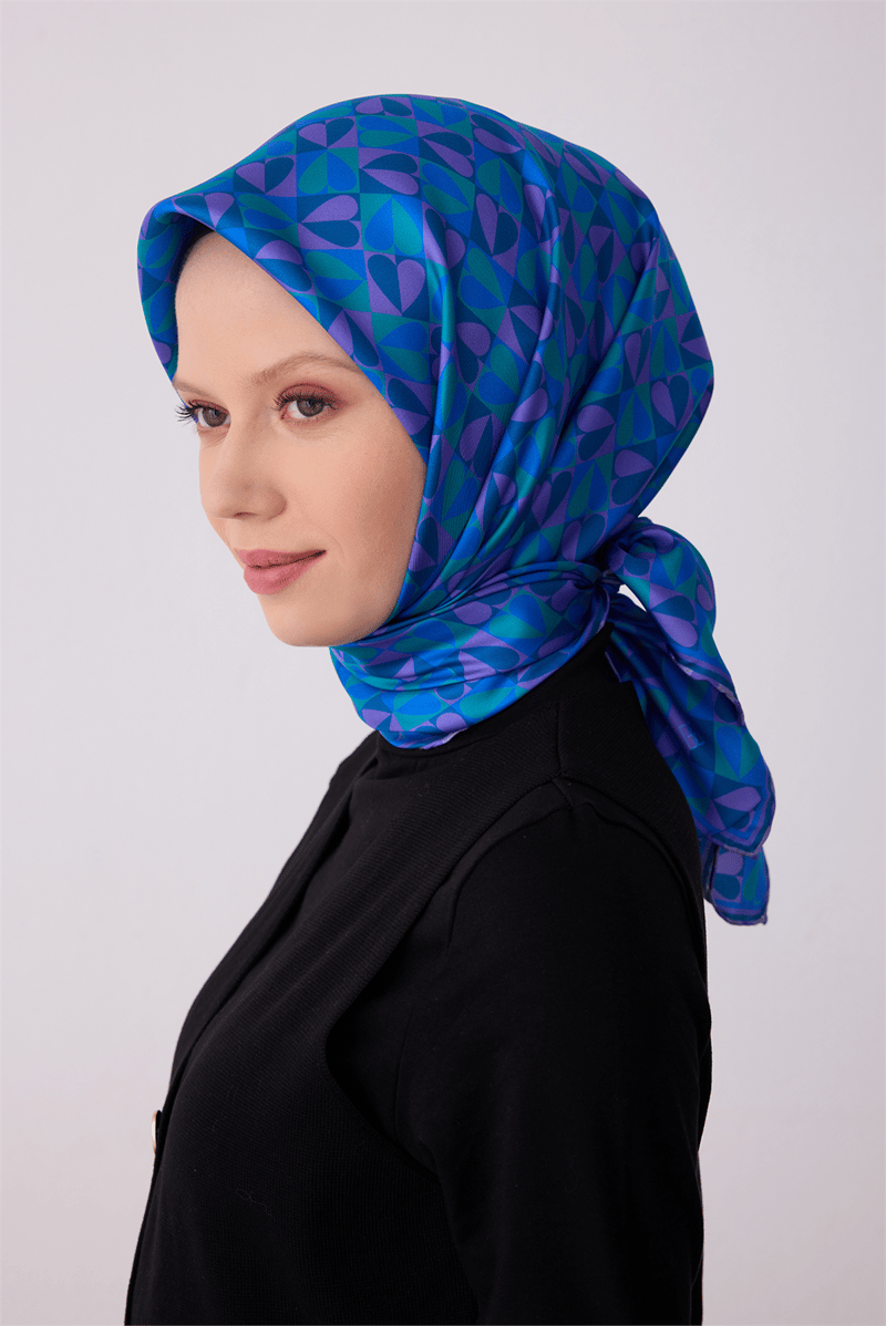 Belli Çok Renkli Obje Desen %100 Twill İpek Eşarp 4322-52