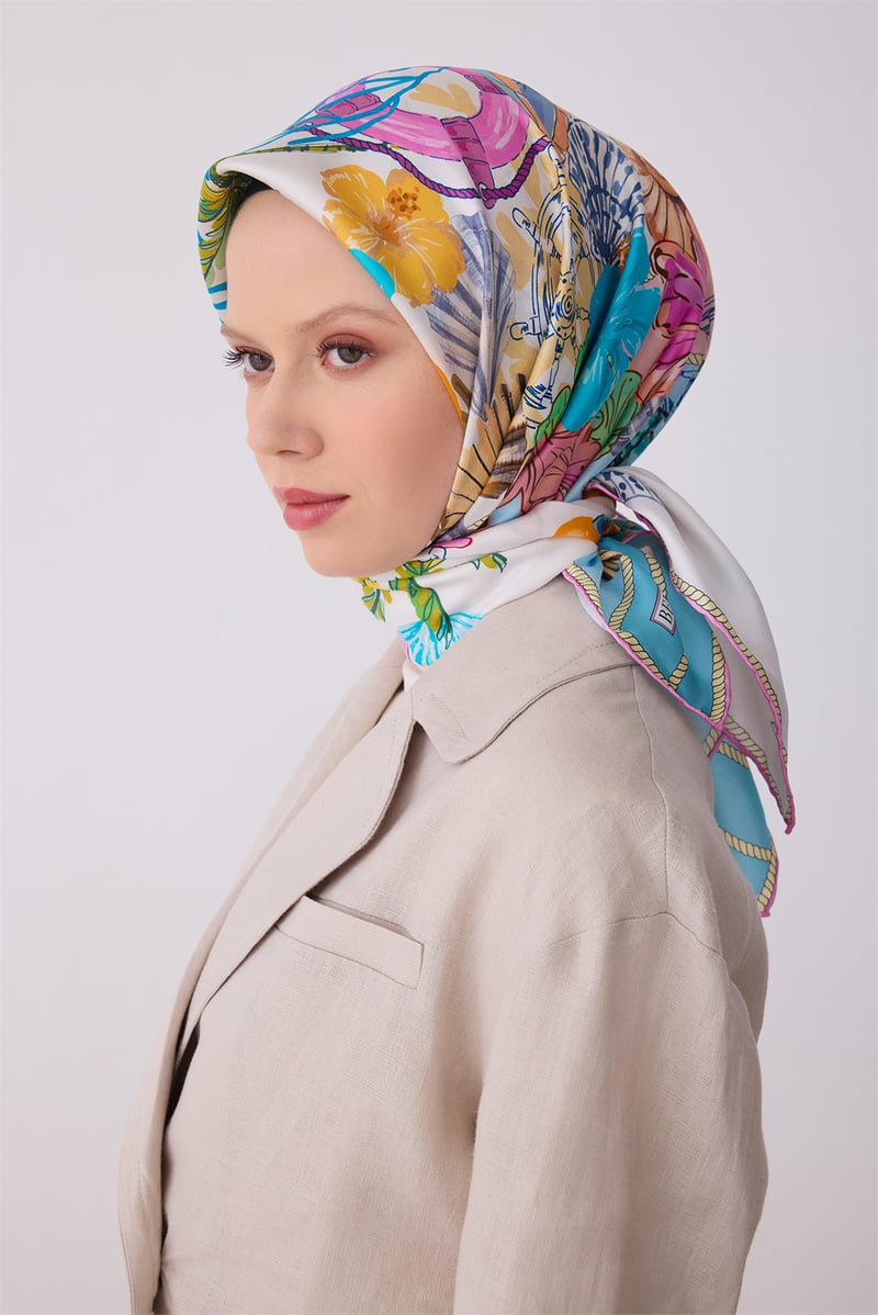 Belli Çok Renkli Obje Desen %100 Twill İpek Eşarp 4324-31
