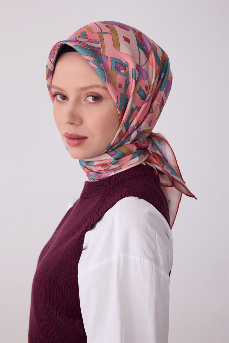 Belli Çok Renkli Obje Desen %100 Twill İpek Eşarp 4307-85