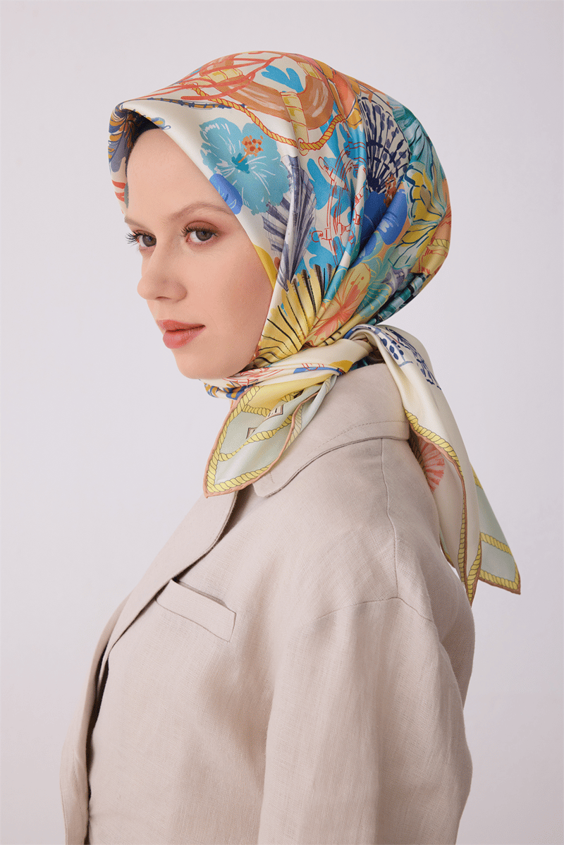 Belli Çok Renkli Obje Desen %100 Twill İpek Eşarp 4324-81