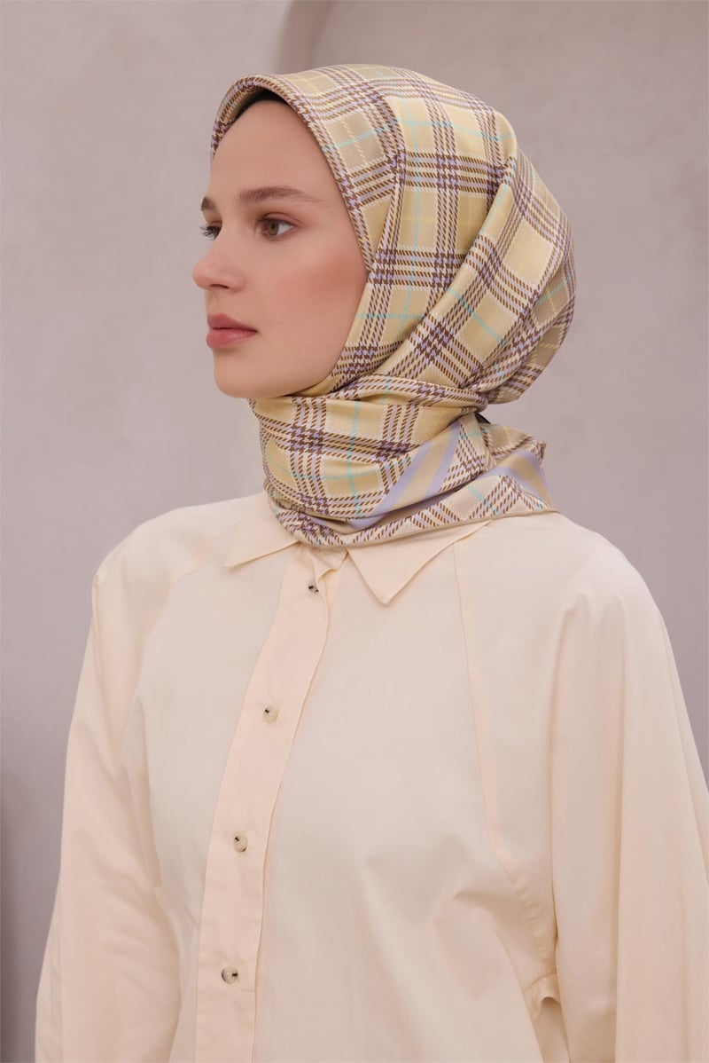 {URUNSEO_TITLE} | BELLI | BELLİ İPEK EŞARP | BELLİ EKOSE DESEN İPEK EŞARP 4218D (TWILL) BEJ - 06