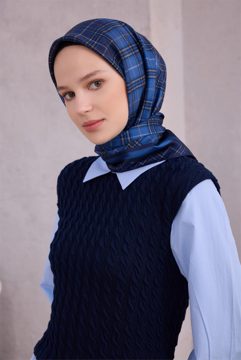 {URUNSEO_TITLE} | BELLI | BELLİ İPEK EŞARP | BELLİ EKOSE DESEN İPEK EŞARP 4218D (TWILL) LACİVERT - 87