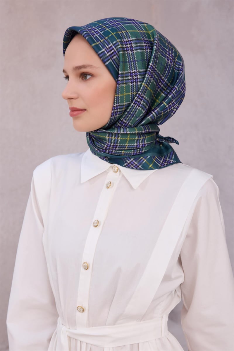 {URUNSEO_TITLE} | BELLI | BELLİ İPEK EŞARP | BELLİ EKOSE DESEN İPEK EŞARP 4218D (TWILL) HAKİ - 50
