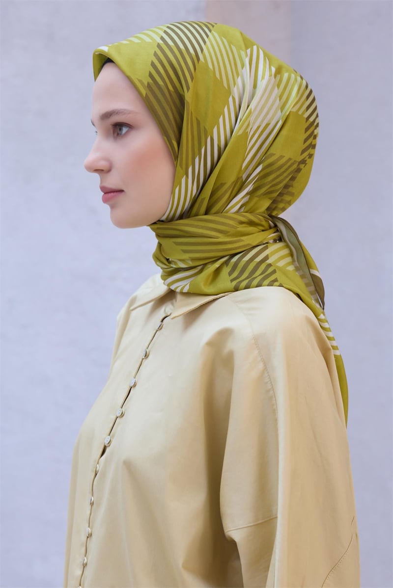 {URUNSEO_TITLE} | BELLI | POLYESTER EŞARP | BELLİ EKOSE DESEN NOVA YAĞ YEŞİLİ EŞARP 1005
