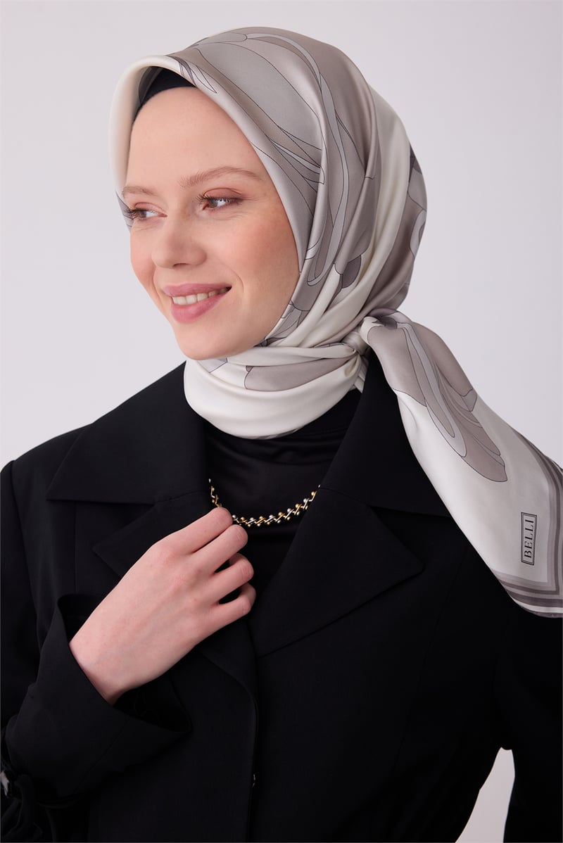 Belli Ekru Çiçek Desen %100 Twill İpek Eşarp 4303-04