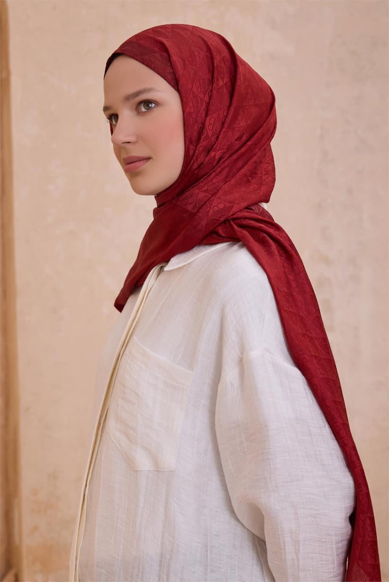 {URUNSEO_TITLE} | BELLI | POLYESTER ŞAL | BELLİ FRESH J.MONOGRAM KIRMIZI ŞAL
