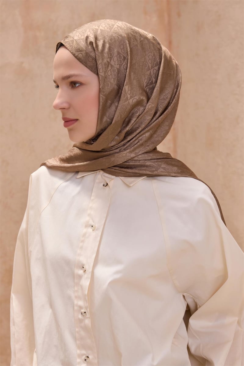 {URUNSEO_TITLE} | BELLI | POLYESTER ŞAL | BELLİ FRESH J.MONOGRAM CAMEL ŞAL