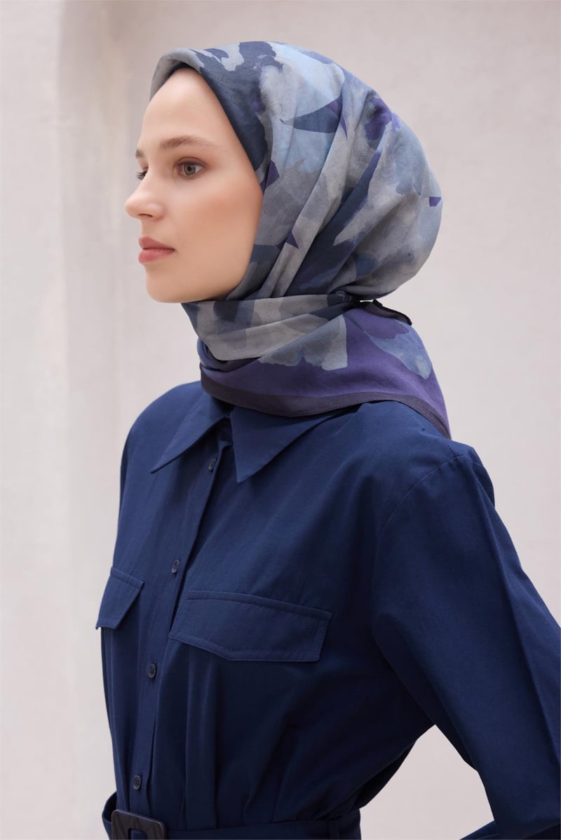 {URUNSEO_TITLE} | BELLI | POLYESTER EŞARP | BELLİ FRESH ÇİÇEK DESEN LACİVERT MODAL EŞARP 20