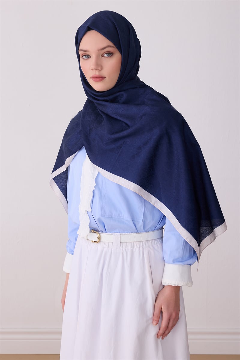 BELLİ FRESH MONOGRAM EŞARP