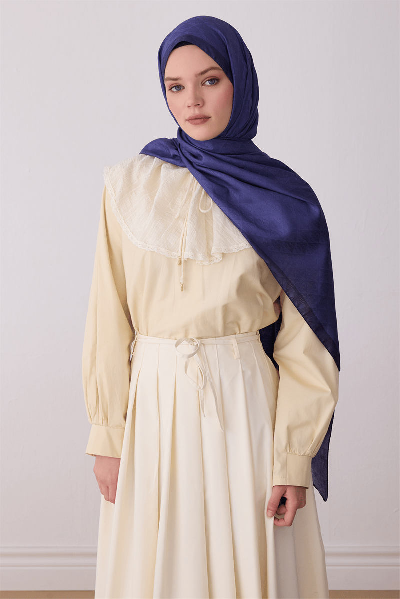 BELLİ FRESH MONOGRAM EŞARP
