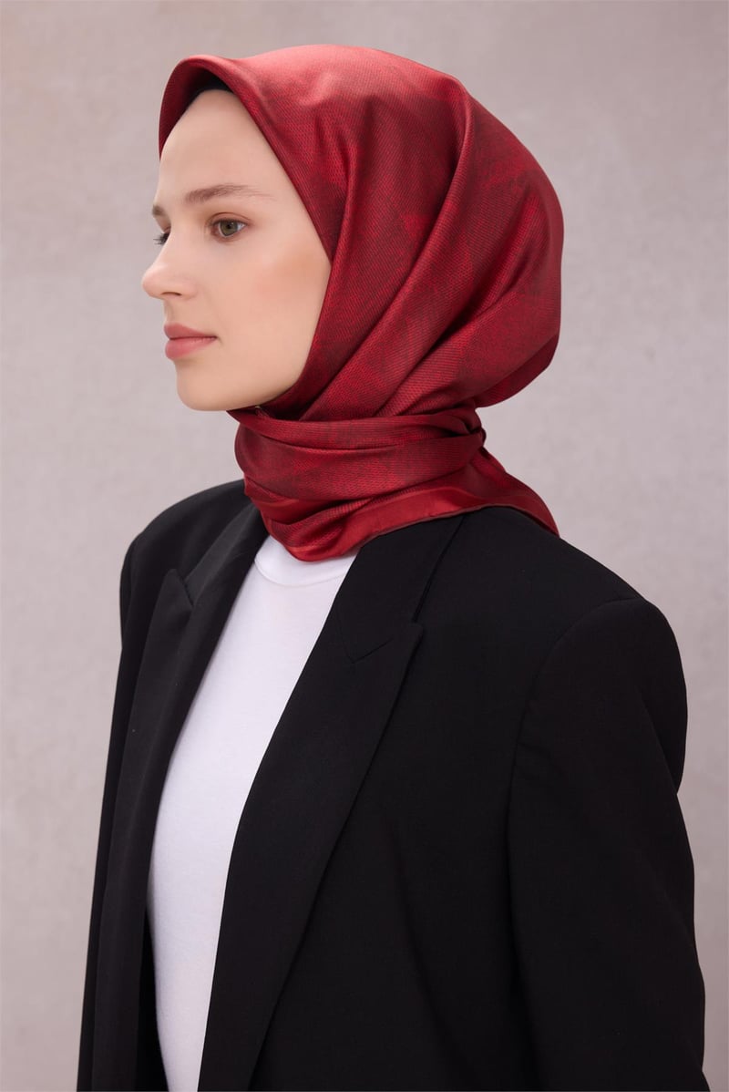 {URUNSEO_TITLE} | BELLI | BELLİ İPEK EŞARP | BELLİ GEOMETİK DESEN İPEK EŞARP 4201D (TWILL) BORDO - 37