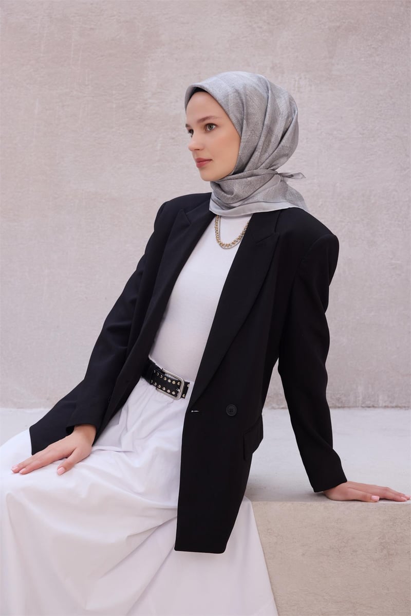 {URUNSEO_TITLE} | BELLI | BELLİ İPEK EŞARP | BELLİ GEOMETİK DESEN İPEK EŞARP 4201D (TWILL) GÜMÜŞ - 47