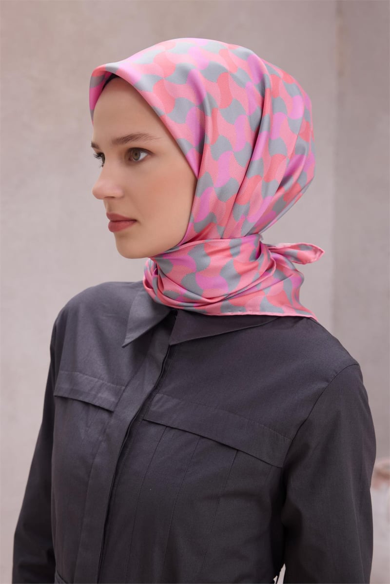 {URUNSEO_TITLE} | BELLI | BELLİ İPEK EŞARP | BELLİ GEOMETİK DESEN İPEK EŞARP 4211D (TWILL) PEMBE - 84