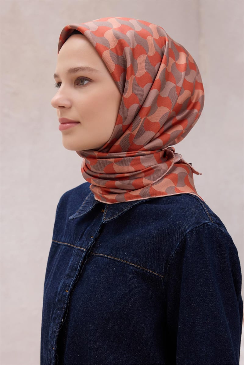 {URUNSEO_TITLE} | BELLI | BELLİ İPEK EŞARP | BELLİ GEOMETİK DESEN İPEK EŞARP 4211D (TWILL) KİREMİT - 34