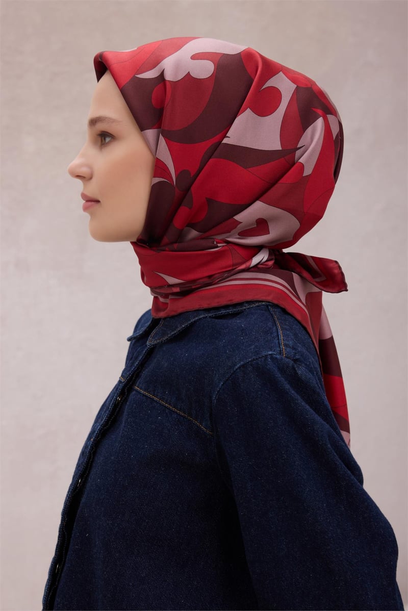 {URUNSEO_TITLE} | BELLI | BELLİ İPEK EŞARP | BELLİ GEOMETİK DESEN İPEK EŞARP 4213D (TWILL) BORDO - 86