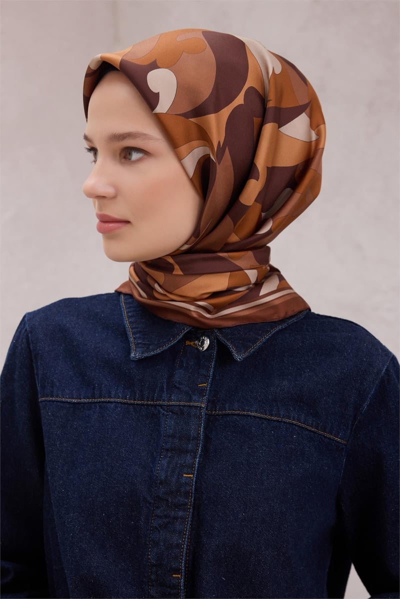 {URUNSEO_TITLE} | BELLI | BELLİ İPEK EŞARP | BELLİ GEOMETİK DESEN İPEK EŞARP 4213D (TWILL) KAHVE - 87
