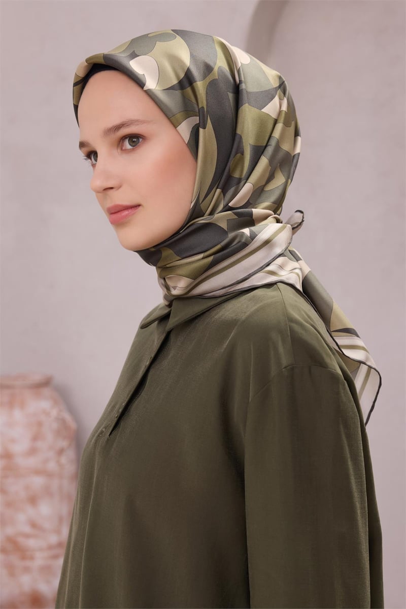 {URUNSEO_TITLE} | BELLI | BELLİ İPEK EŞARP | BELLİ GEOMETİK DESEN İPEK EŞARP 4213D (TWILL) HAKİ - 33