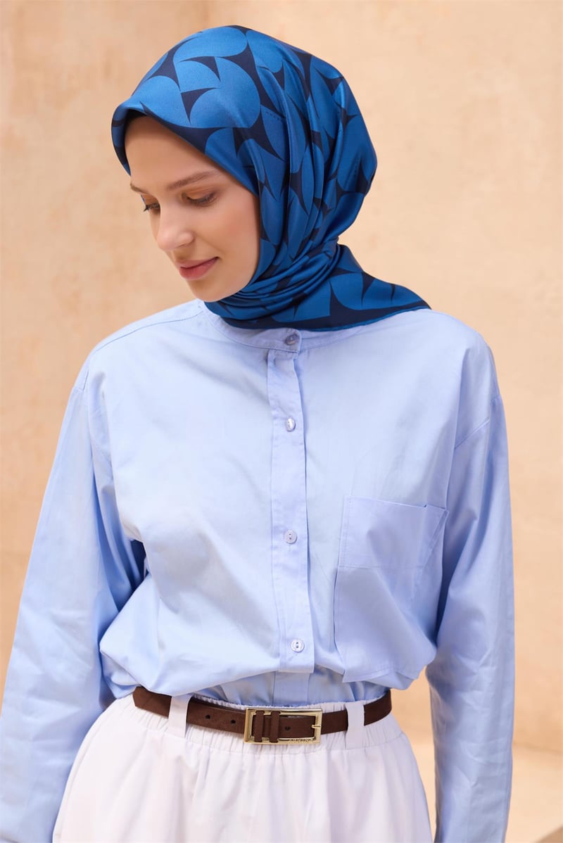 {URUNSEO_TITLE} | BELLI | BELLİ İPEK EŞARP | BELLİ GEOMETRIK DESEN İPEK EŞARP 4117D TWILL - 86