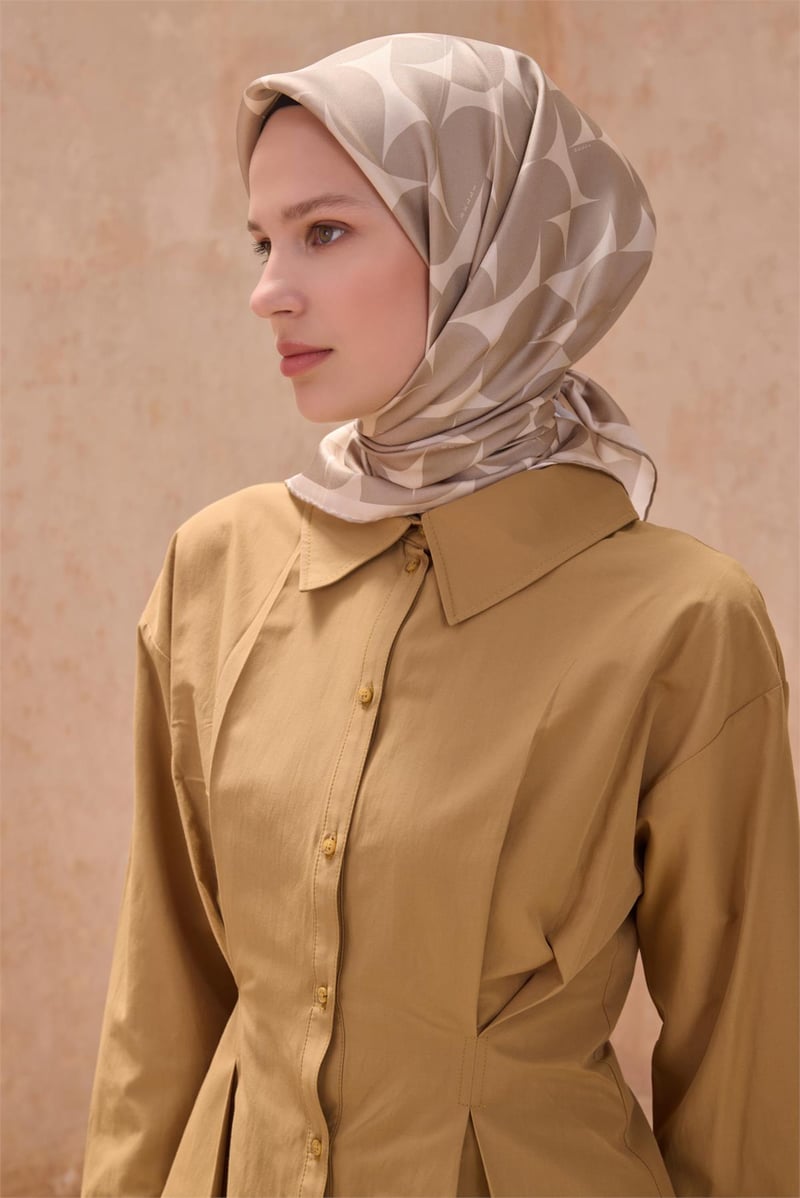 {URUNSEO_TITLE} | BELLI | BELLİ İPEK EŞARP | BELLİ GEOMETRIK DESEN İPEK EŞARP 4117D TWILL - 86