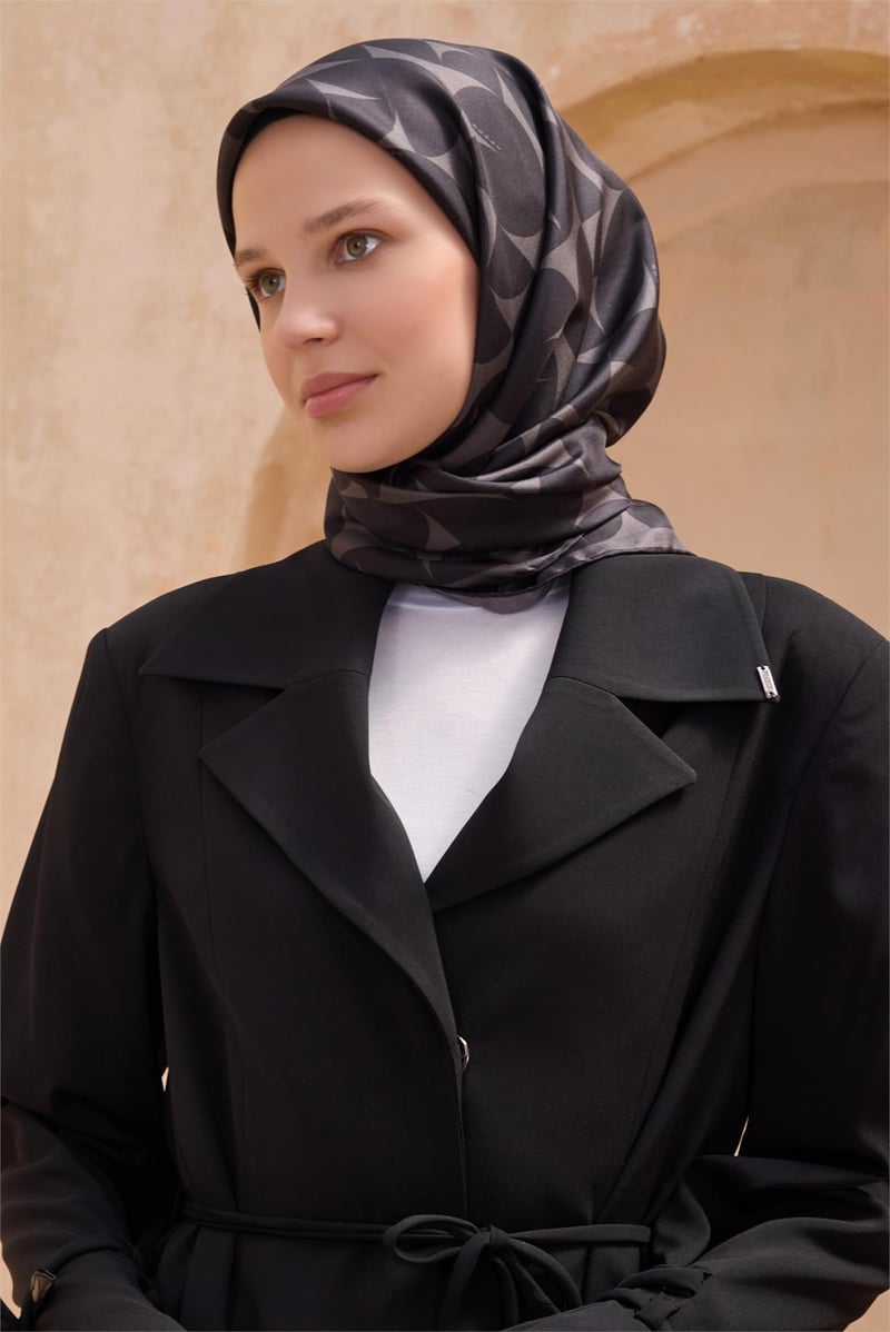 {URUNSEO_TITLE} | BELLI | BELLİ İPEK EŞARP | BELLİ GEOMETRIK DESEN İPEK EŞARP 4117D TWILL - 86