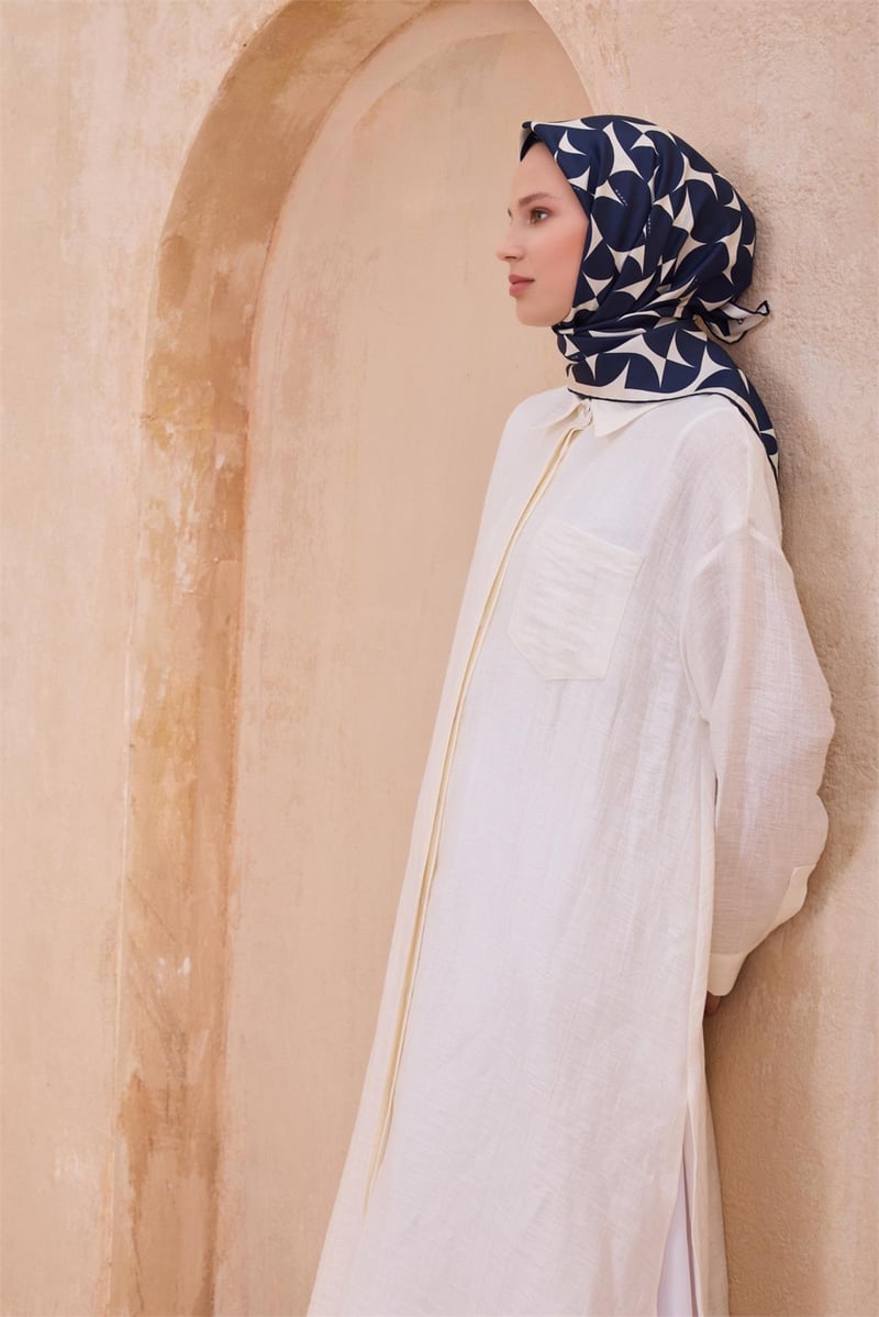 {URUNSEO_TITLE} | BELLI | BELLİ İPEK EŞARP | BELLİ GEOMETRIK DESEN İPEK EŞARP 4117D TWILL - 86