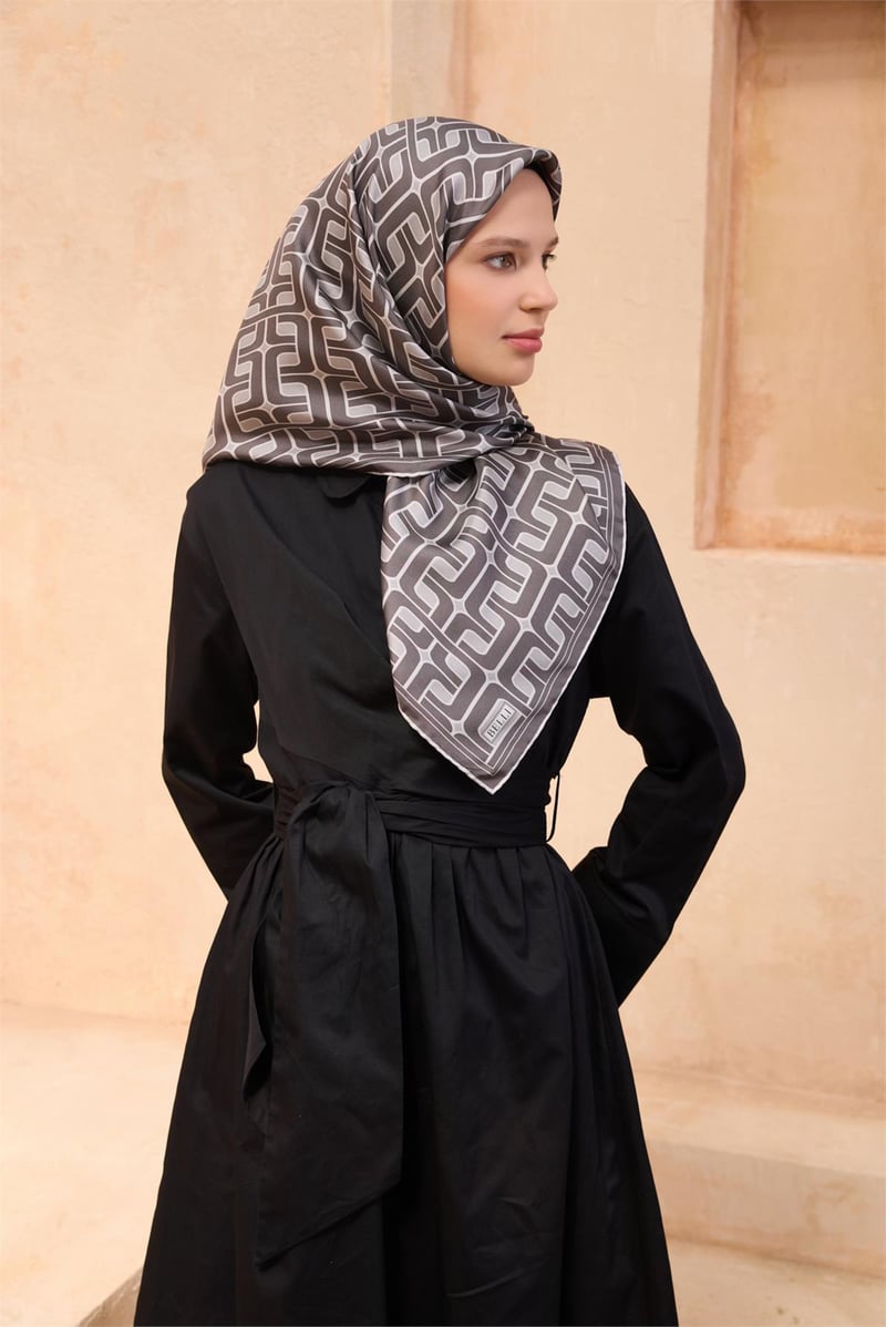 {URUNSEO_TITLE} | BELLI | BELLİ İPEK EŞARP | BELLİ GEOMETRIK DESEN İPEK EŞARP 4118D TWILL - 88