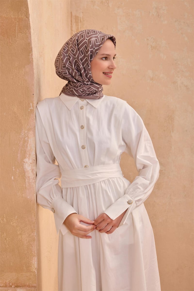 {URUNSEO_TITLE} | BELLI | BELLİ İPEK EŞARP | BELLİ GEOMETRIK DESEN İPEK EŞARP 4118D TWILL - 88