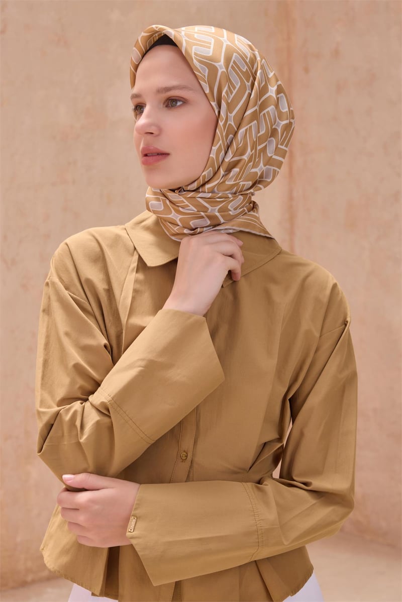 {URUNSEO_TITLE} | BELLI | BELLİ İPEK EŞARP | BELLİ GEOMETRIK DESEN İPEK EŞARP 4118D TWILL - 88