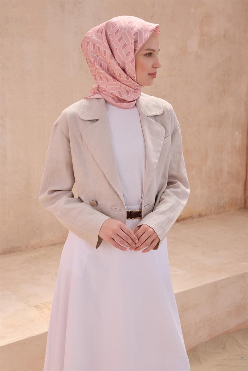 {URUNSEO_TITLE} | BELLI | BELLİ İPEK EŞARP | BELLİ GEOMETRIK DESEN İPEK EŞARP 4118D TWILL - 88